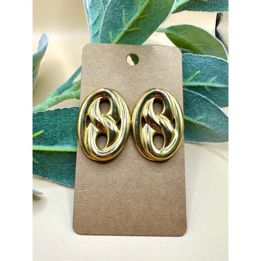 Vintage gold swirl post back earrings